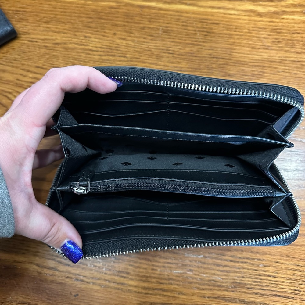 Three Kate spade wallets - Picture 3 of 5